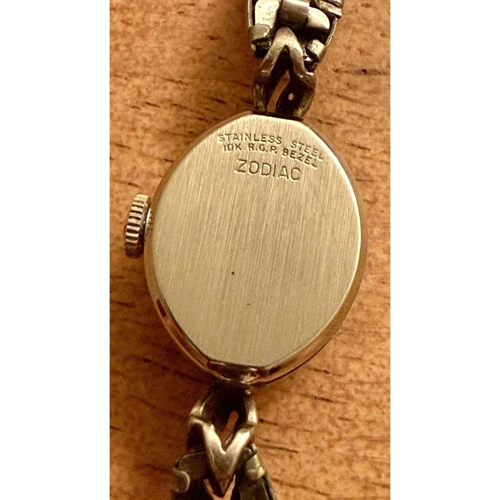 Zodiac vintage woman