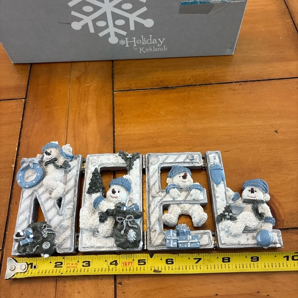 N/A charming snowman