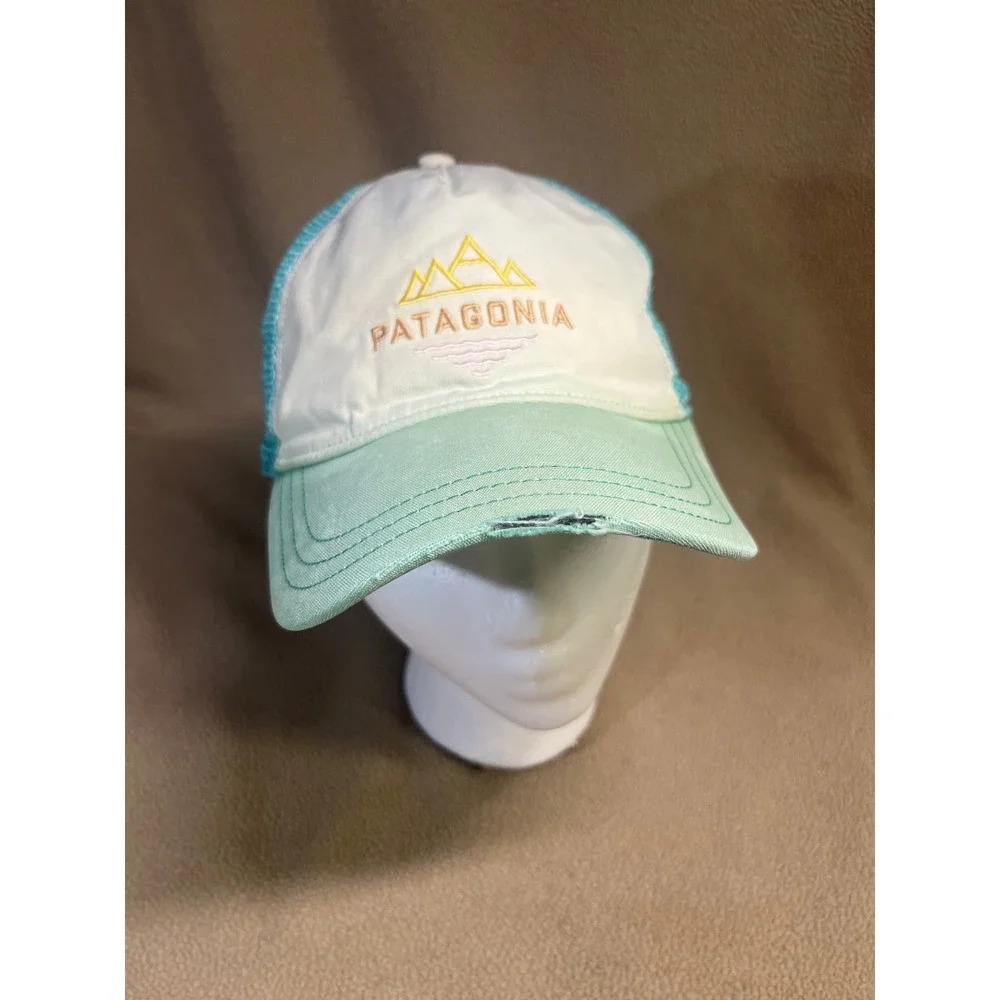 Patagonia Womans Teal & White Gold Mountain Scene‎ Trucker Hat Snapback