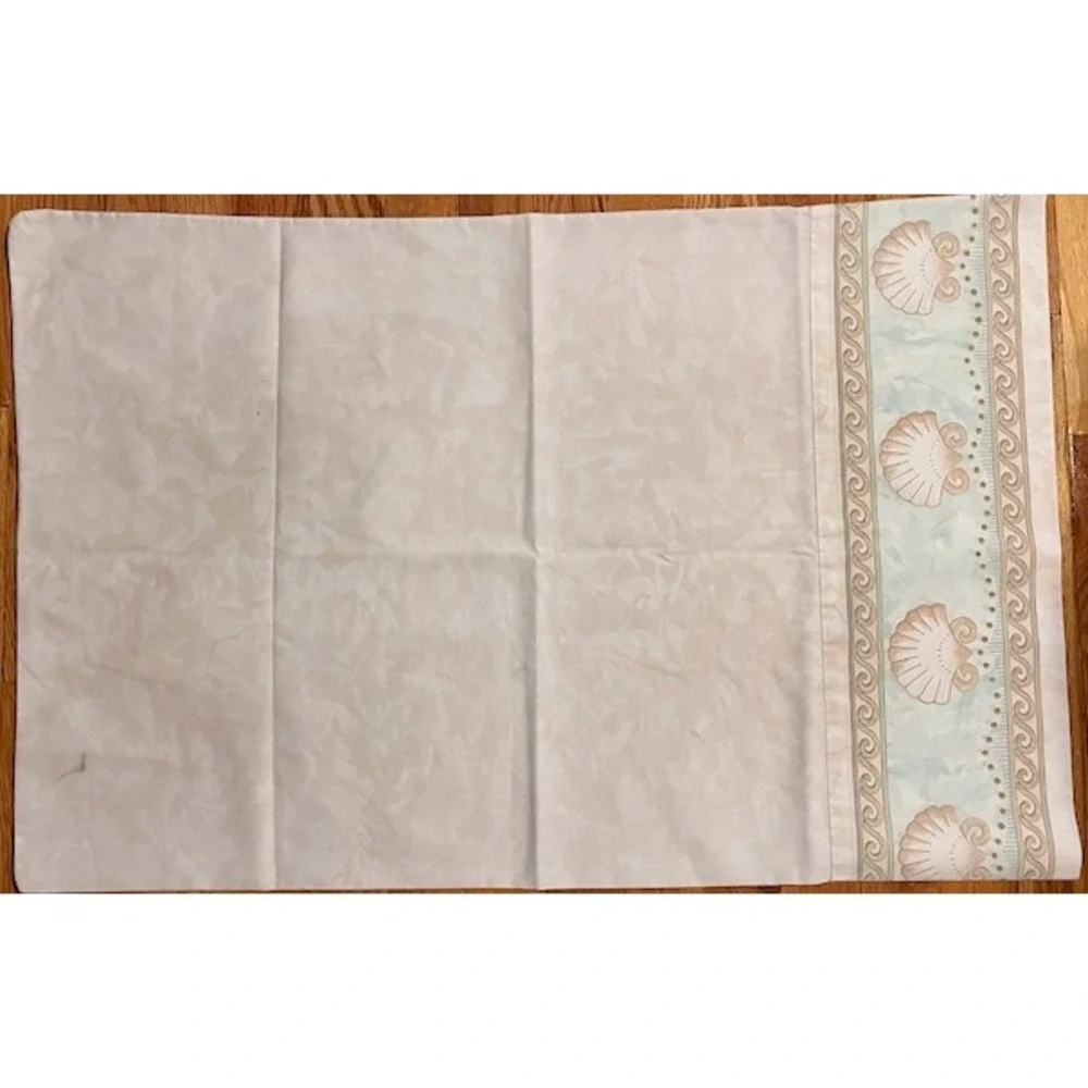 Vintage pair of‎ pillowcases, sea shells