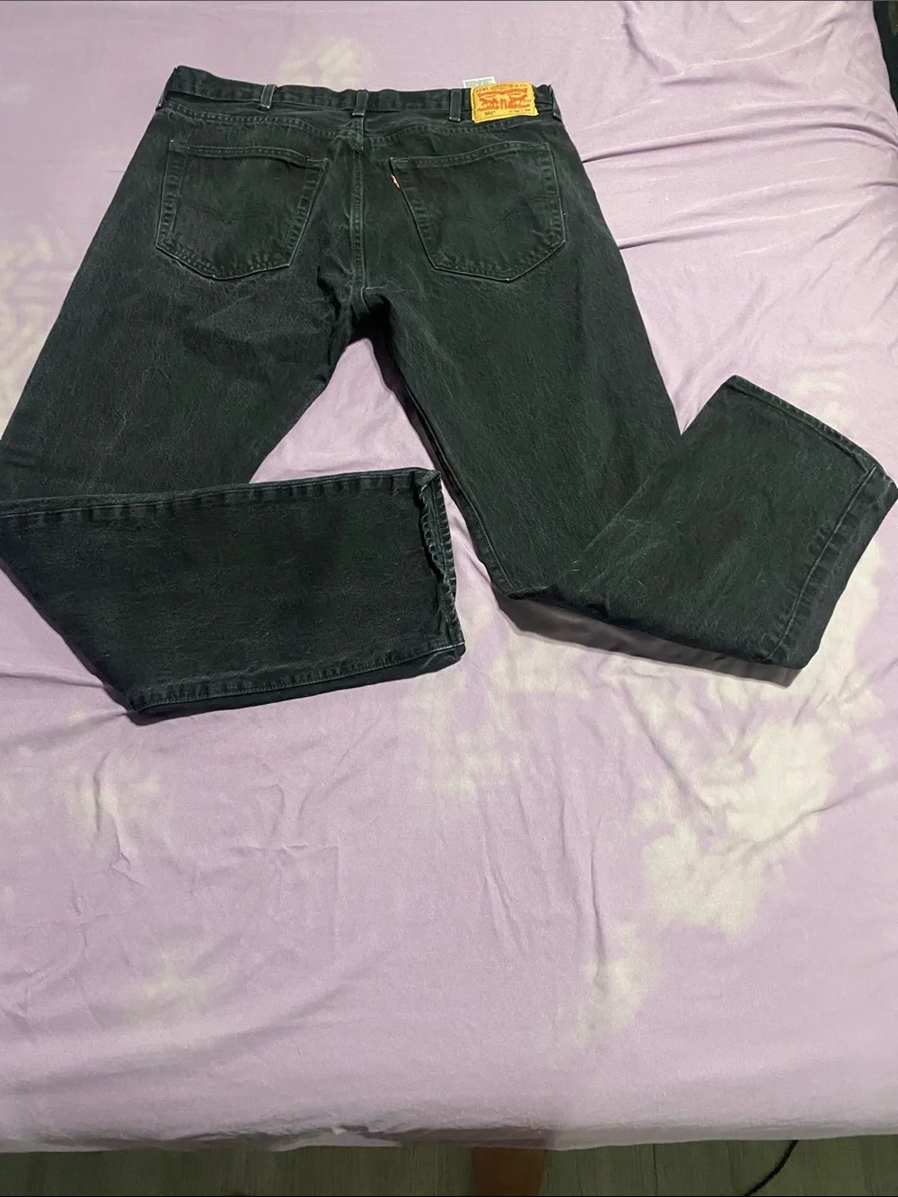 Levis y2k are grunge