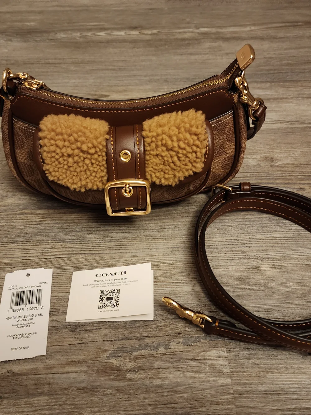 Coach shoulder bag