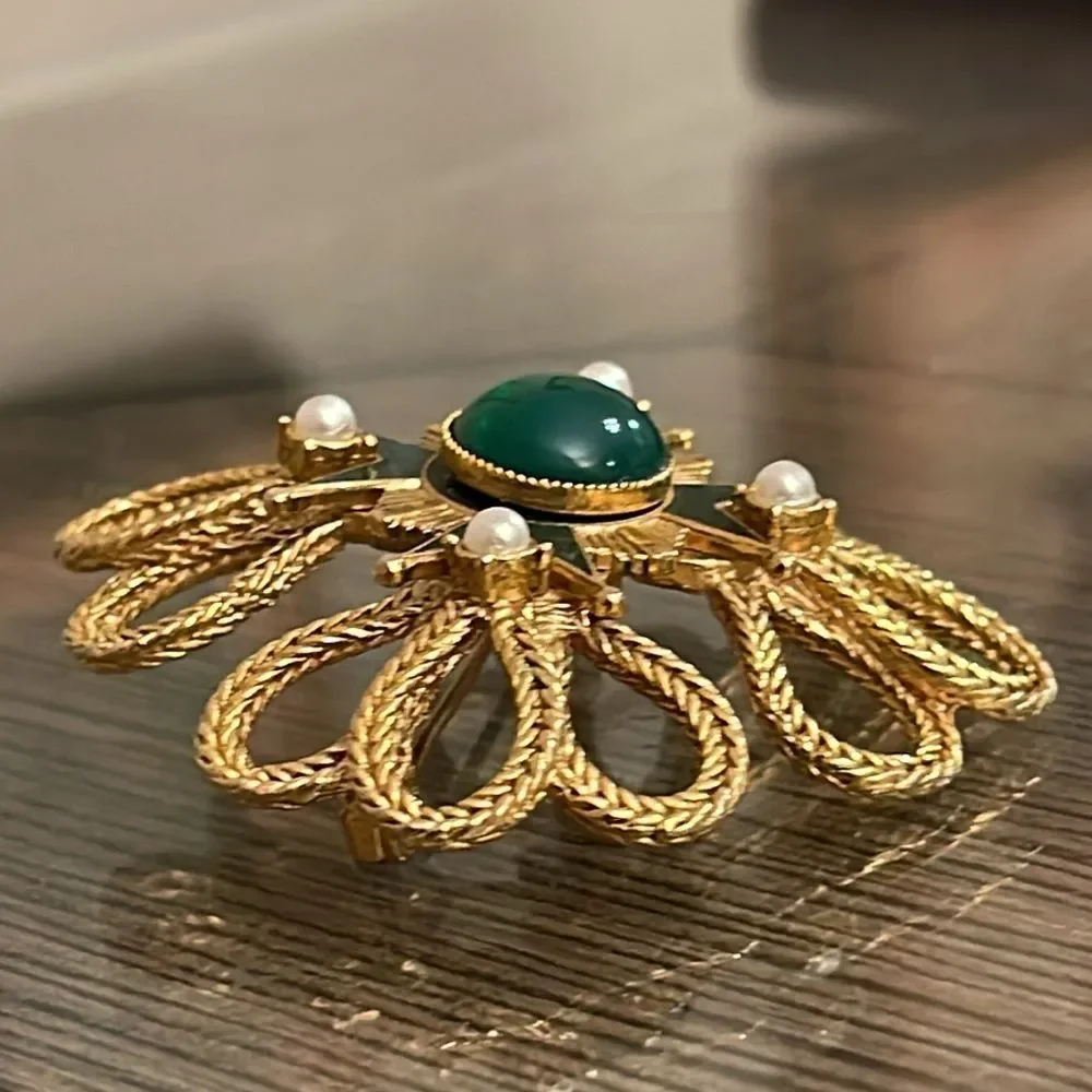 Vintage brand accessocraft