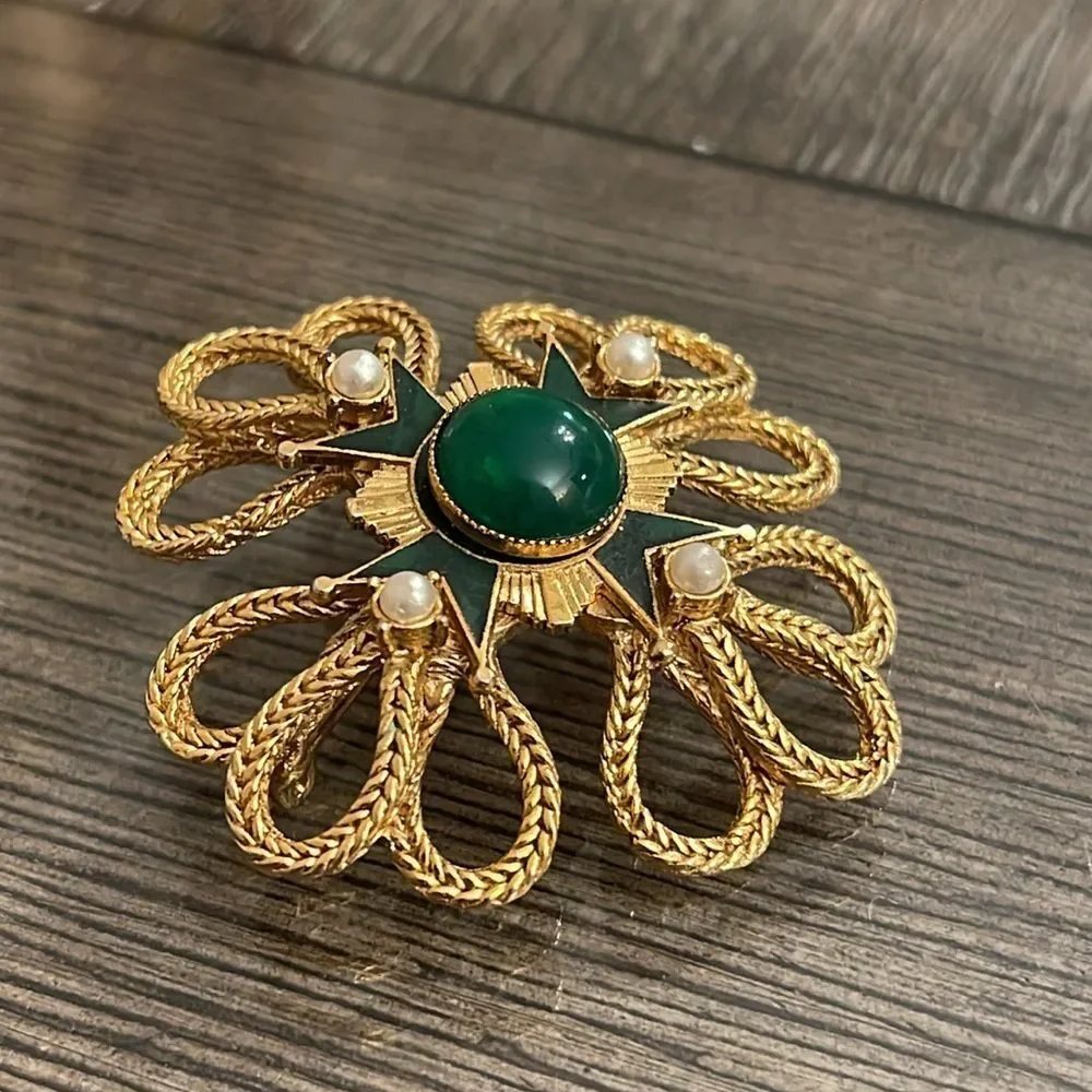 Vintage brand accessocraft