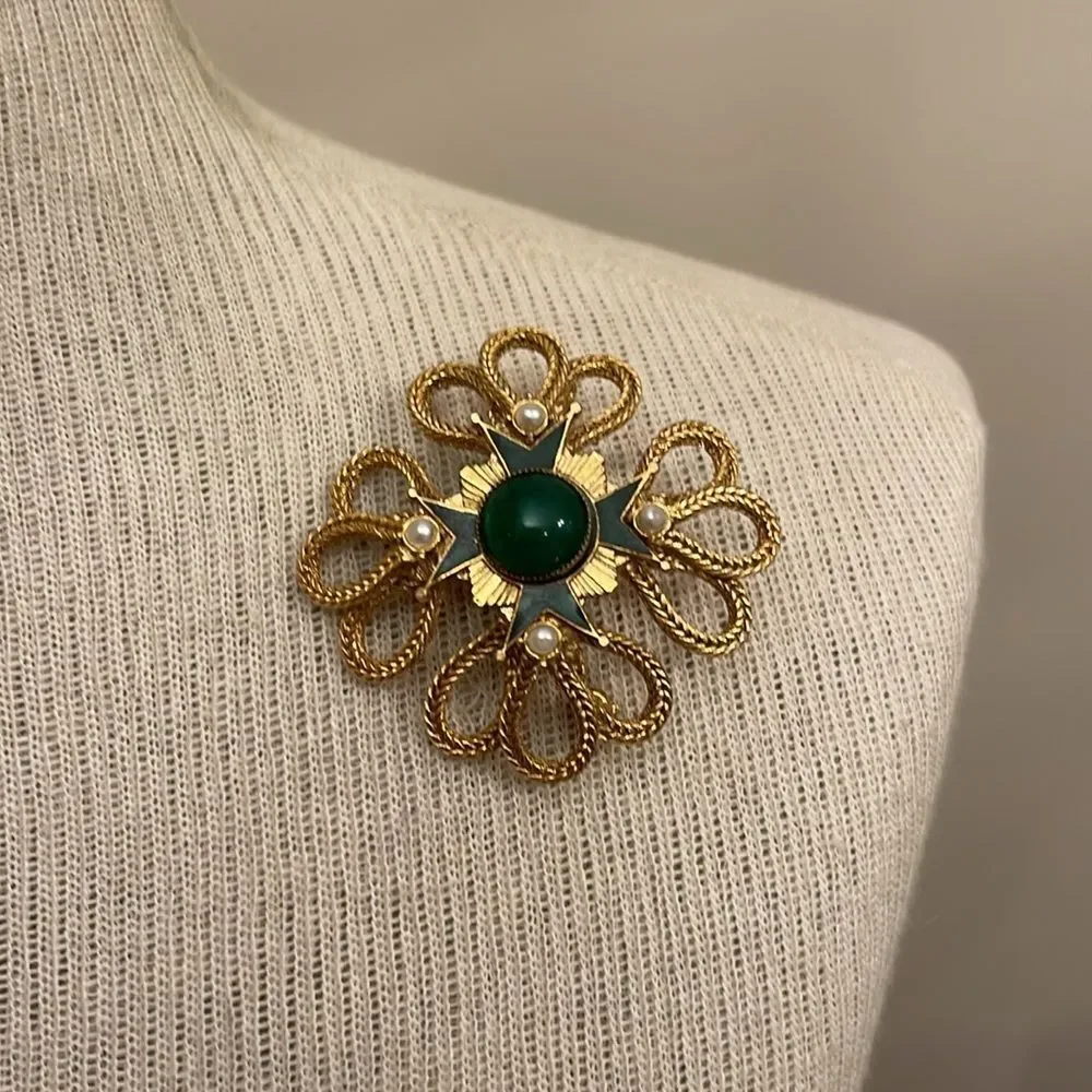 Vintage brand accessocraft