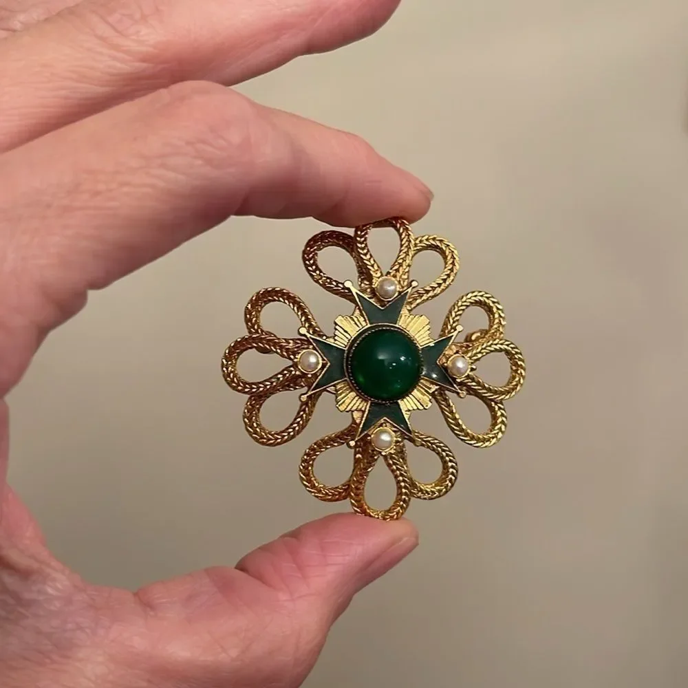 Vintage brand accessocraft