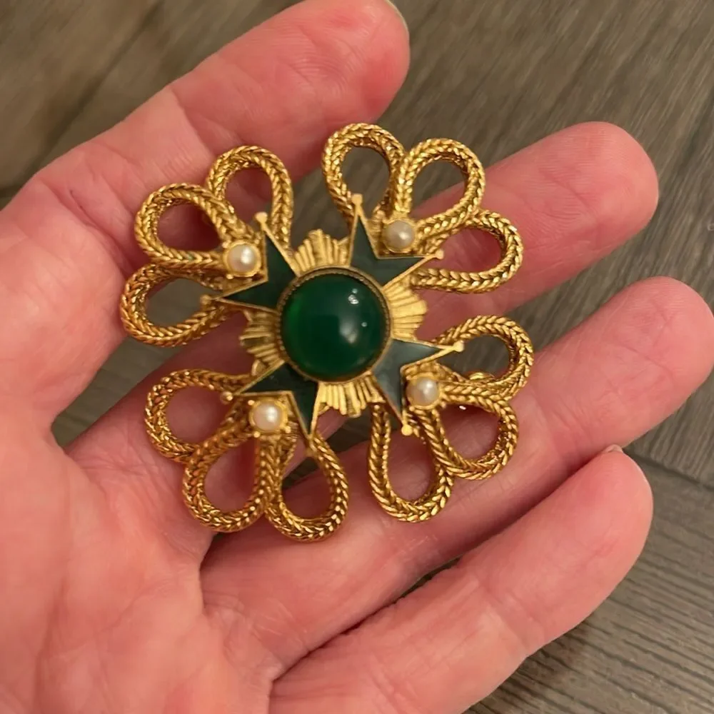 Vintage brand accessocraft