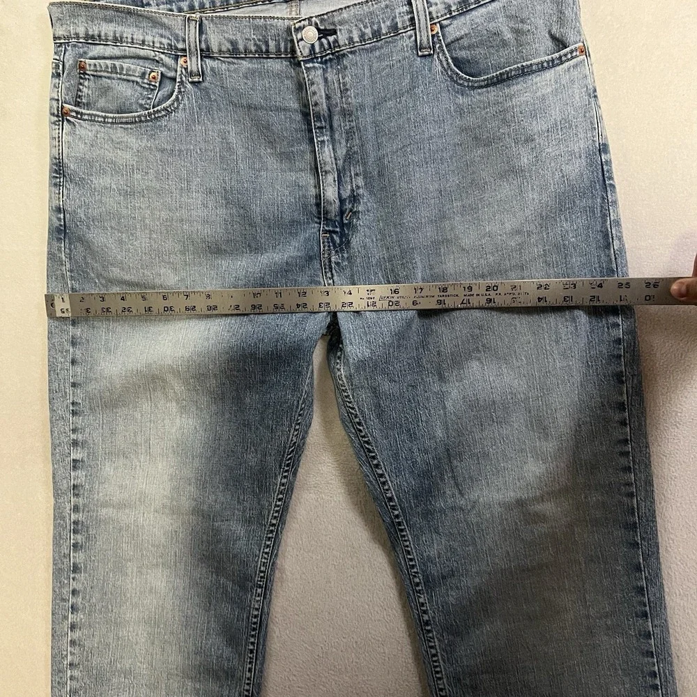 Levis levis 559