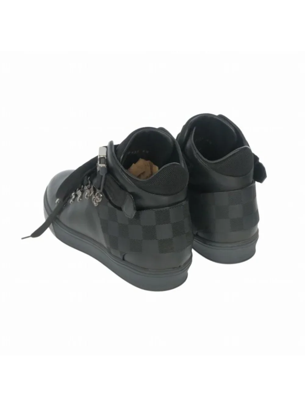 Louis Vuitton note odors may