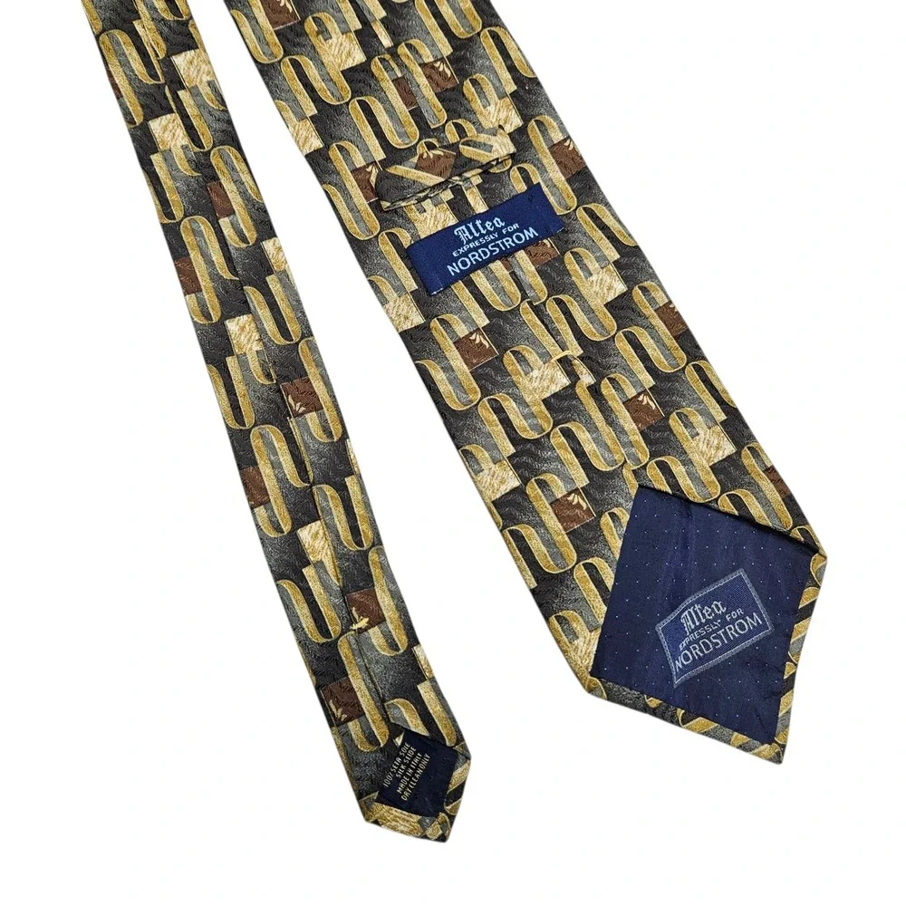 Altea patterned elegant