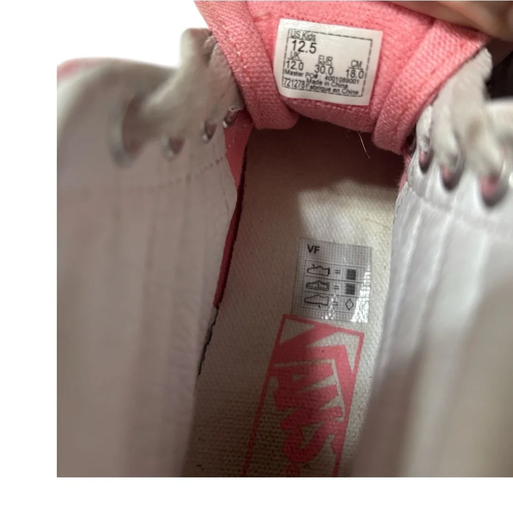 Vans fun sneakers
