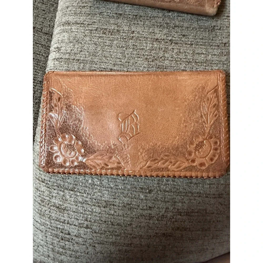Vintage Hand‎ Toed Leather Western Wallet/Coin Purse  Set Of 2