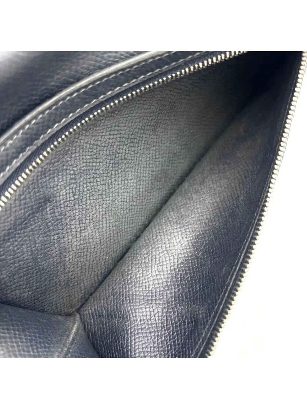 Hermes Bearn Classic Bifold Wallet Navy Leather Epsom