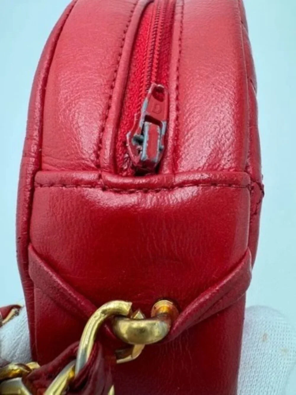 CHANEL brand	chanel color	red