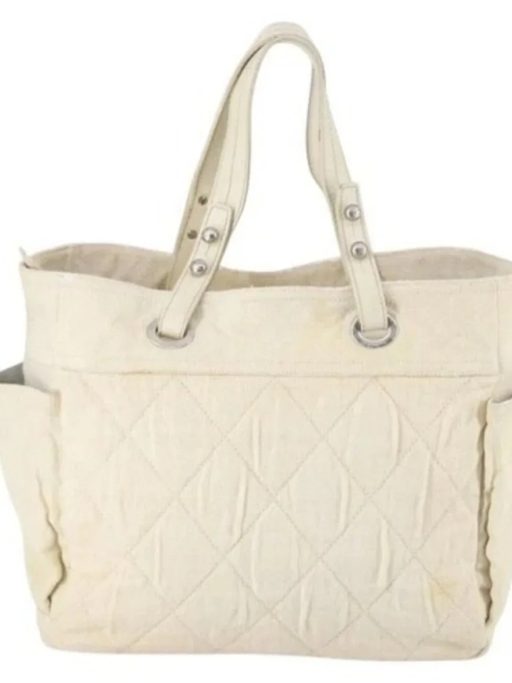 CHANEL brand	chanel color	white