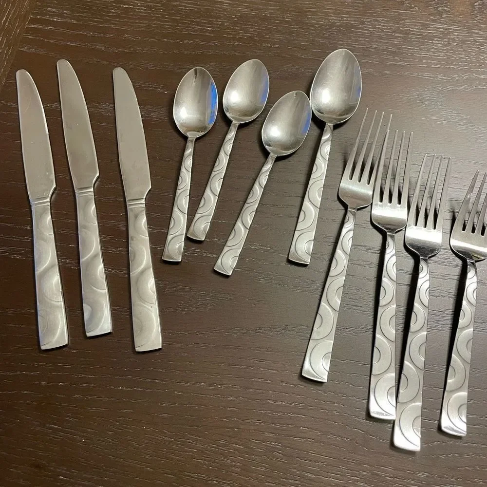 Pfaltzgraff 18/10 Garland Frost Extra Flatware Pieces