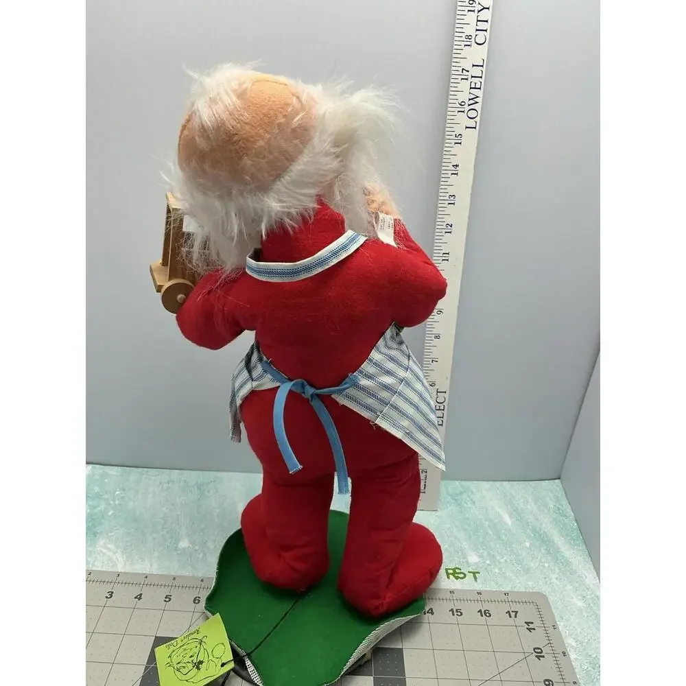 Annalee 18 santa