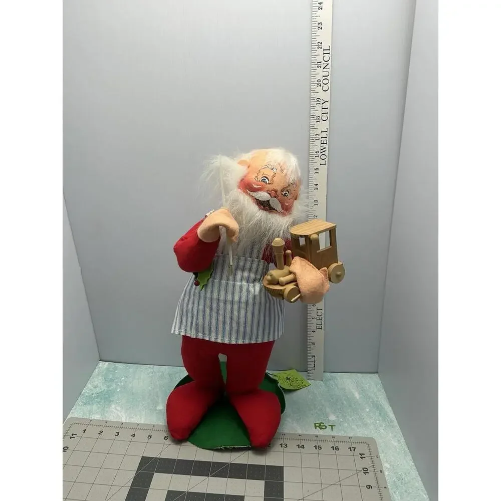 Annalee 18 santa
