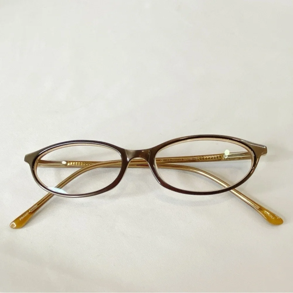 Elizabeth Arden these glasses