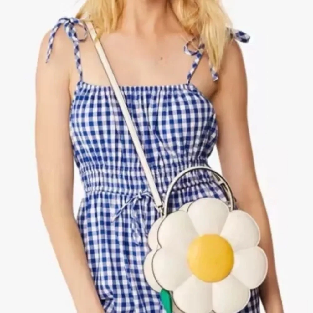 NWT Kate Spade Day Tripper 3d Daisy Flower Crossbody  Parchment Novelty Bag