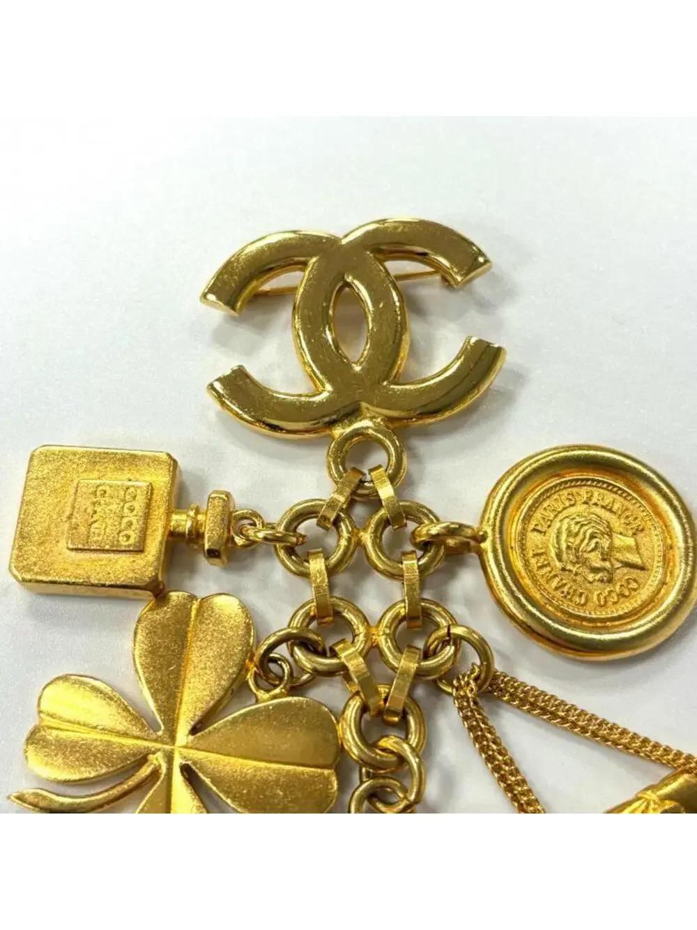 CHANEL time logo