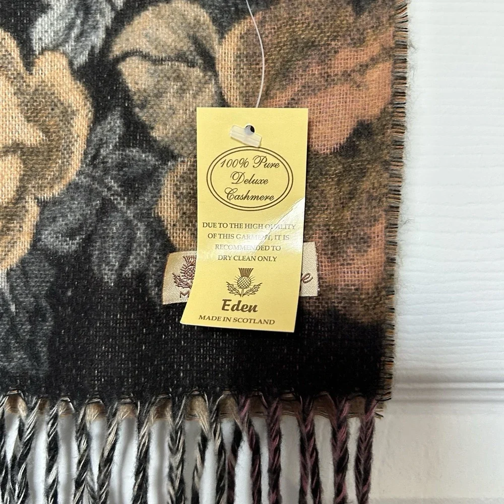 Eden all scarf