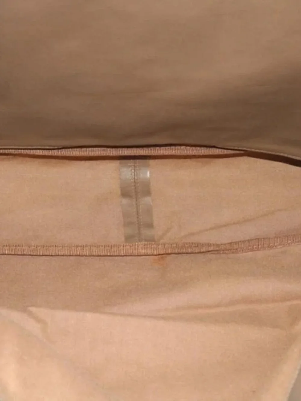 CHANEL brand	chanel color	brown