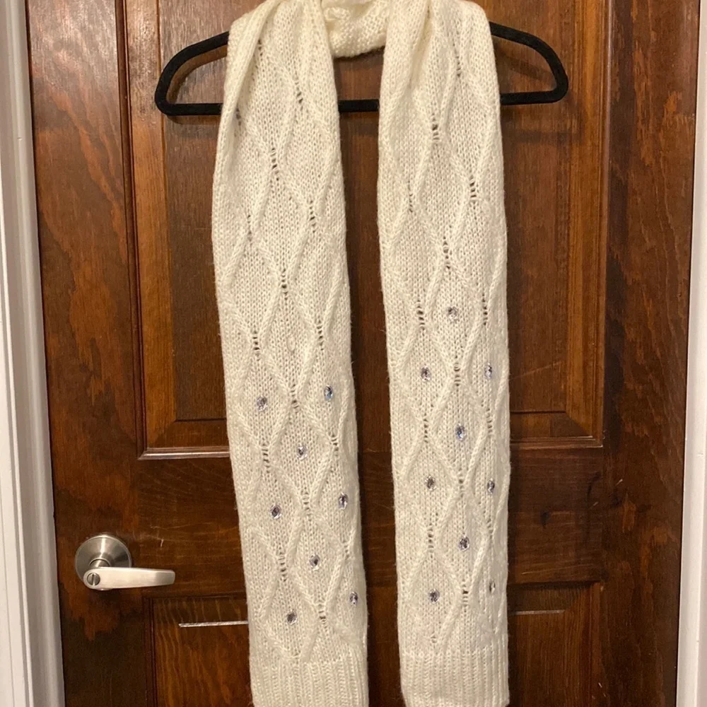Mixit white winter scarf with embellishment.