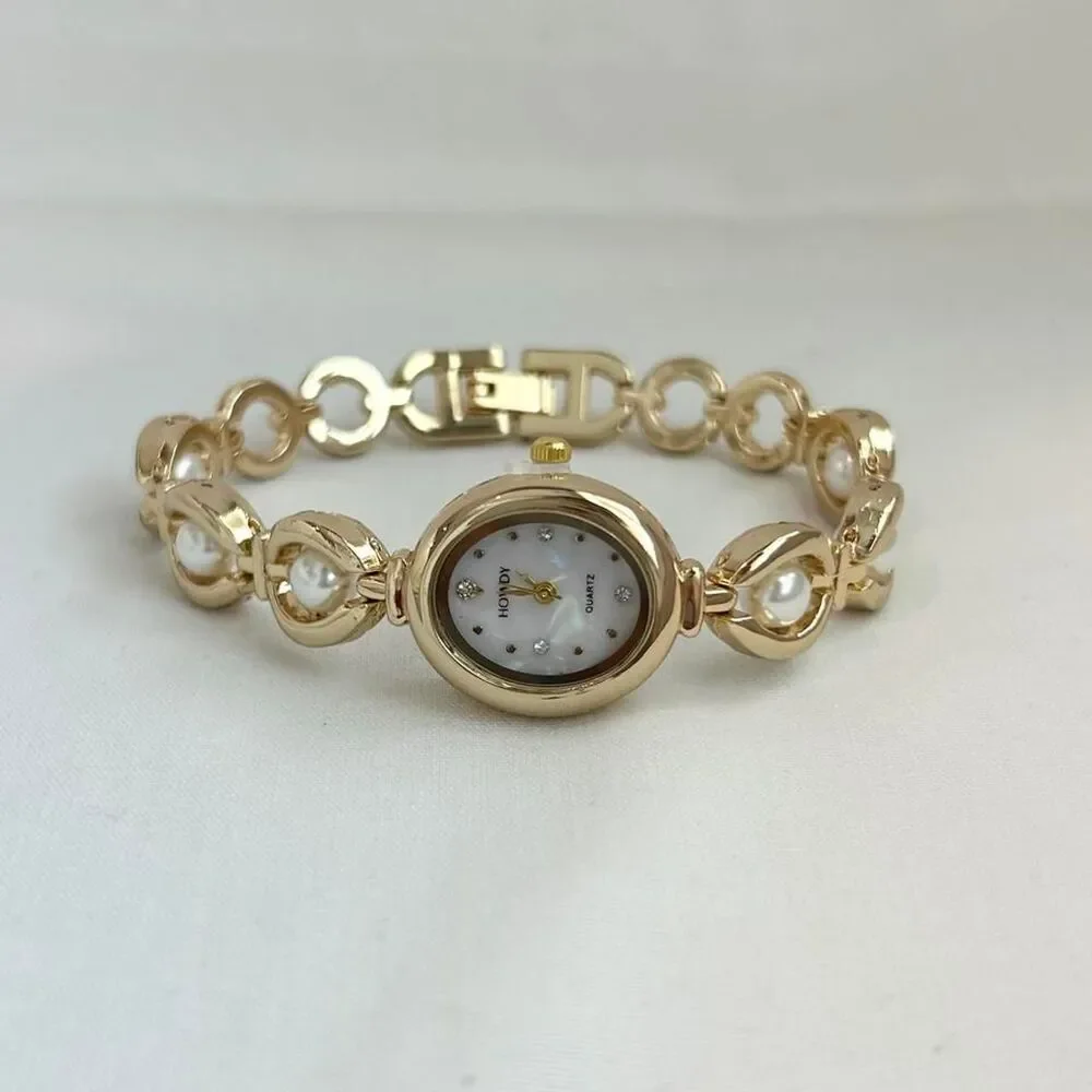 Source Unknown gold vintage