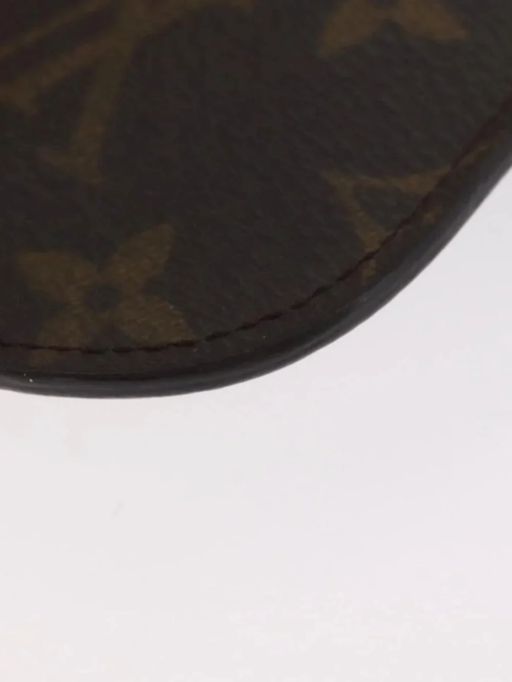 Louis Vuitton brand	louis vuitton