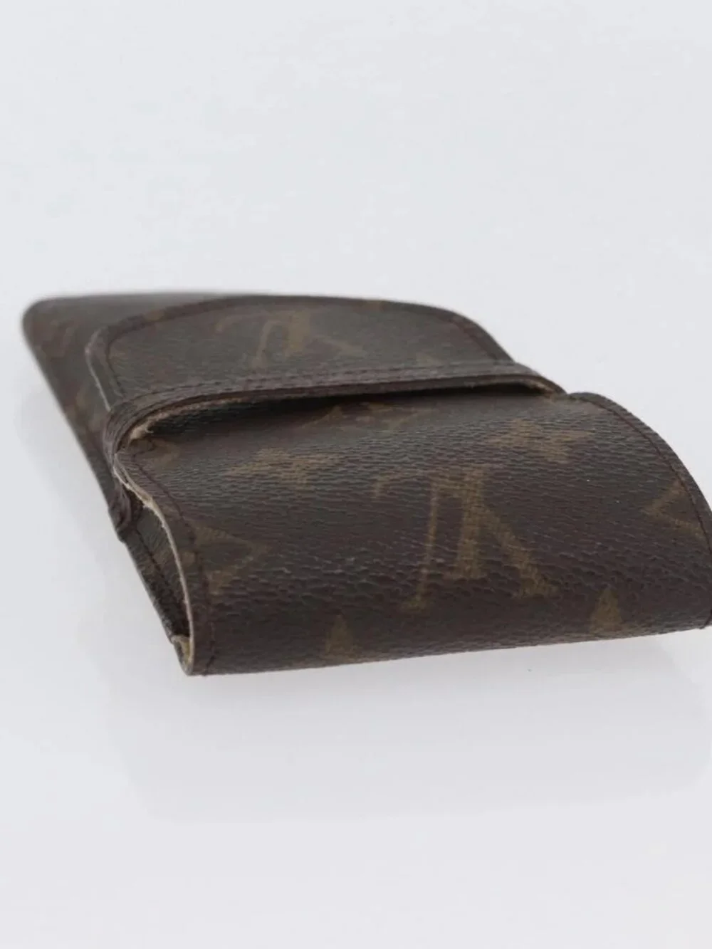 Louis Vuitton brand	louis vuitton