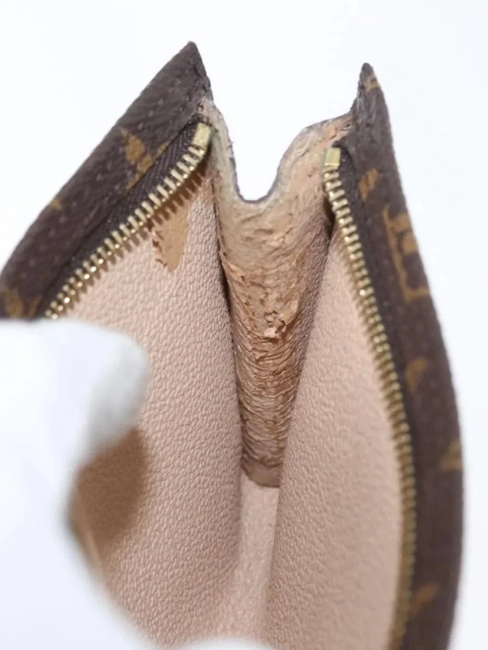 Louis Vuitton brand	louis vuitton