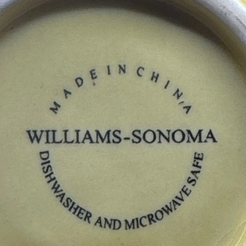 Williams Sonoma harvest  4-Serving Dishes Tomato Shaped Condiment  Appetizer Set