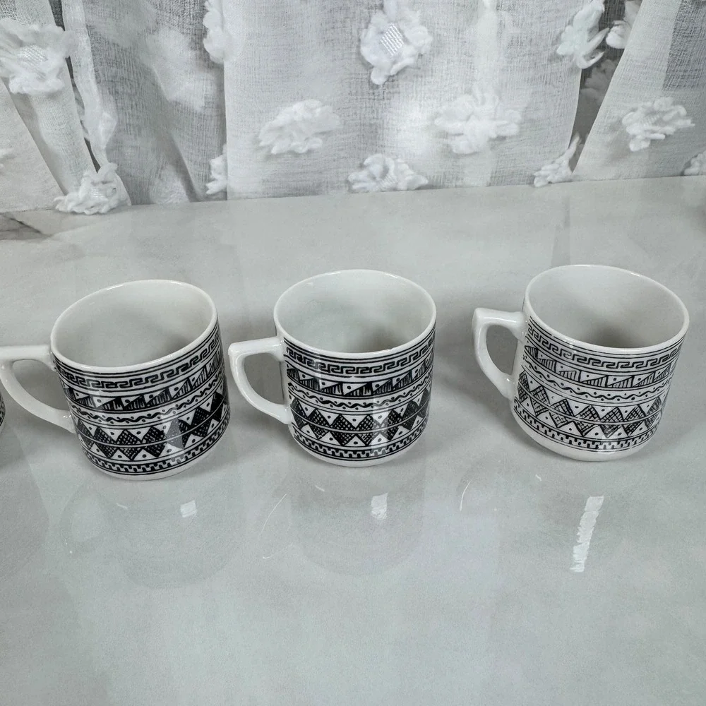 Robbia vintage porcelain
