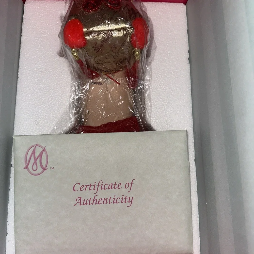 Marie Osmond new box
