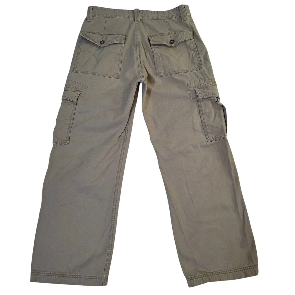 Levis levi loose