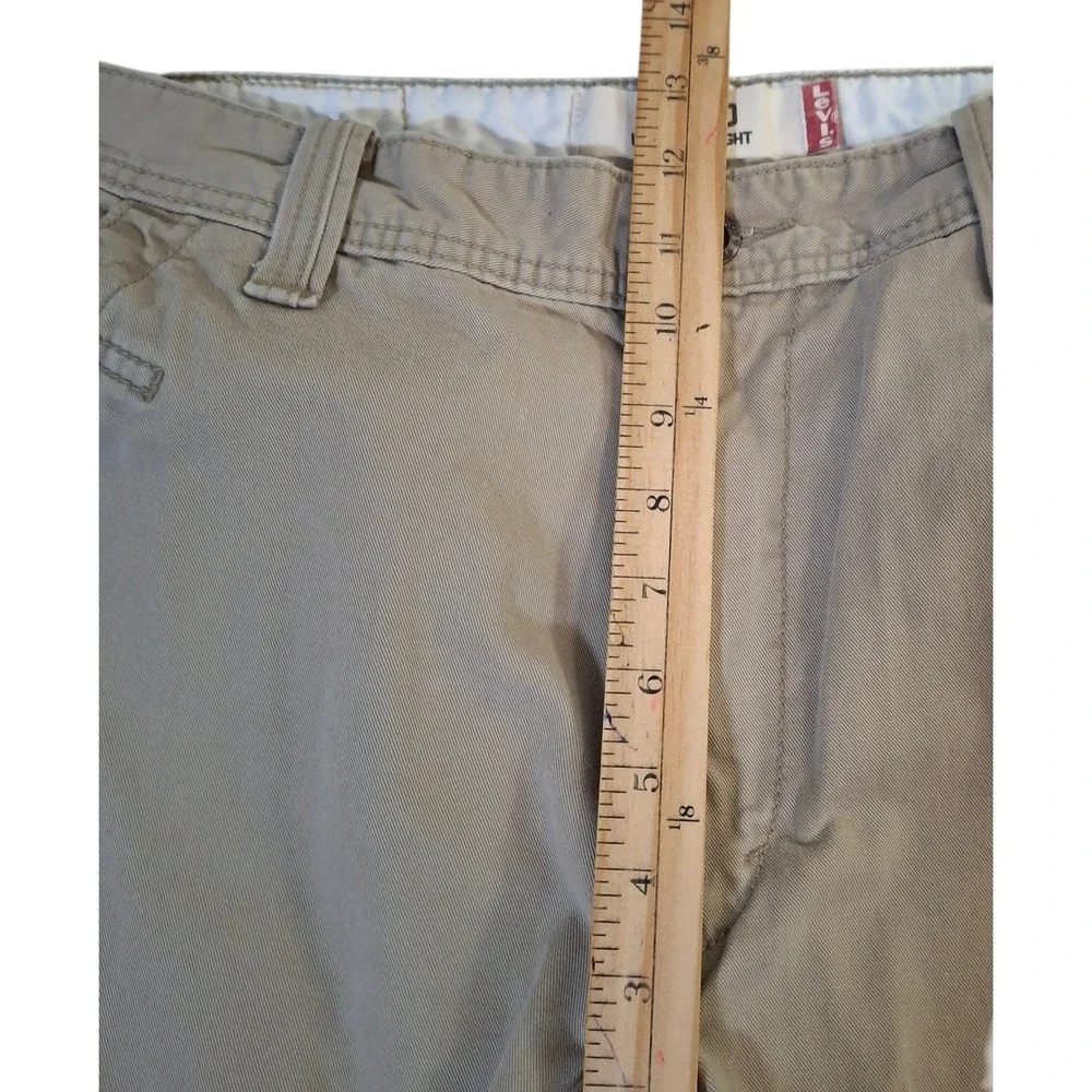 Levis levi loose