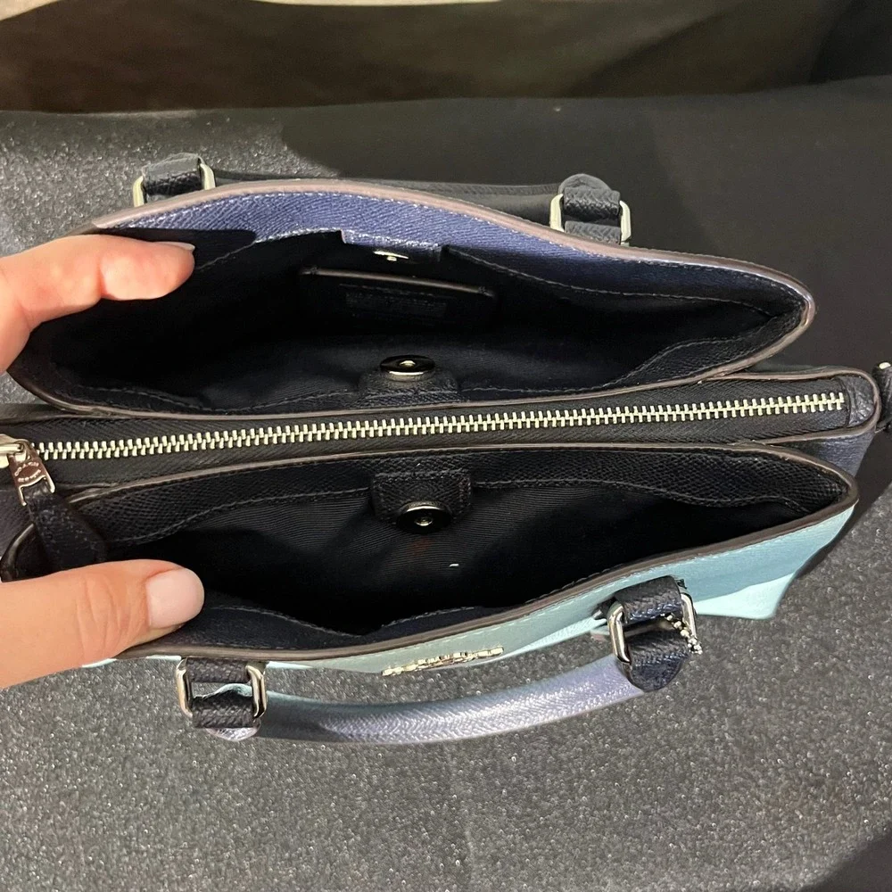 Coach embrace effortless