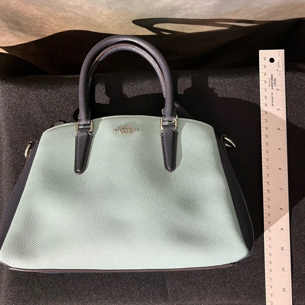 Coach embrace effortless