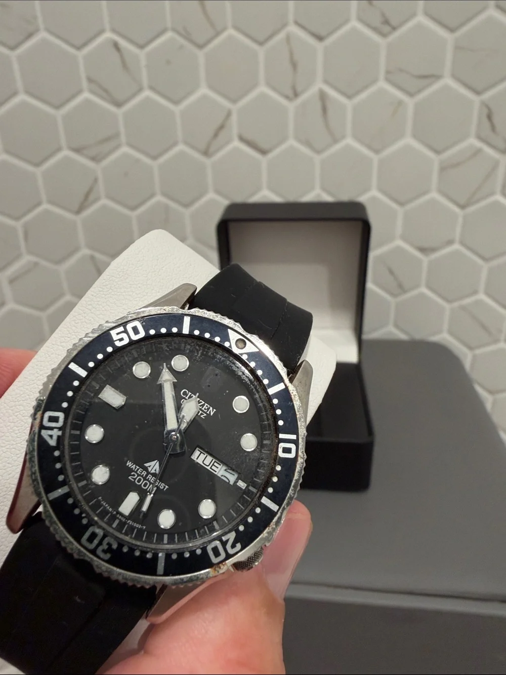 Citizen robust diver