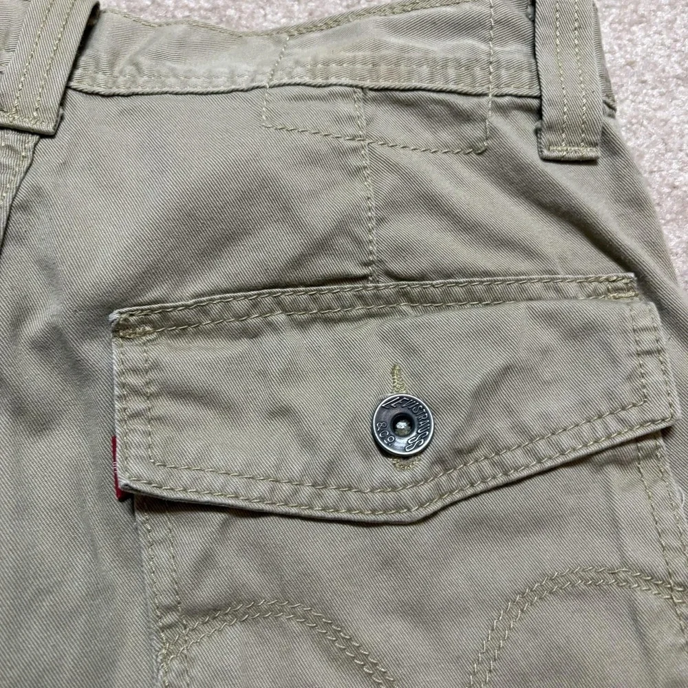 Levis levis cargo