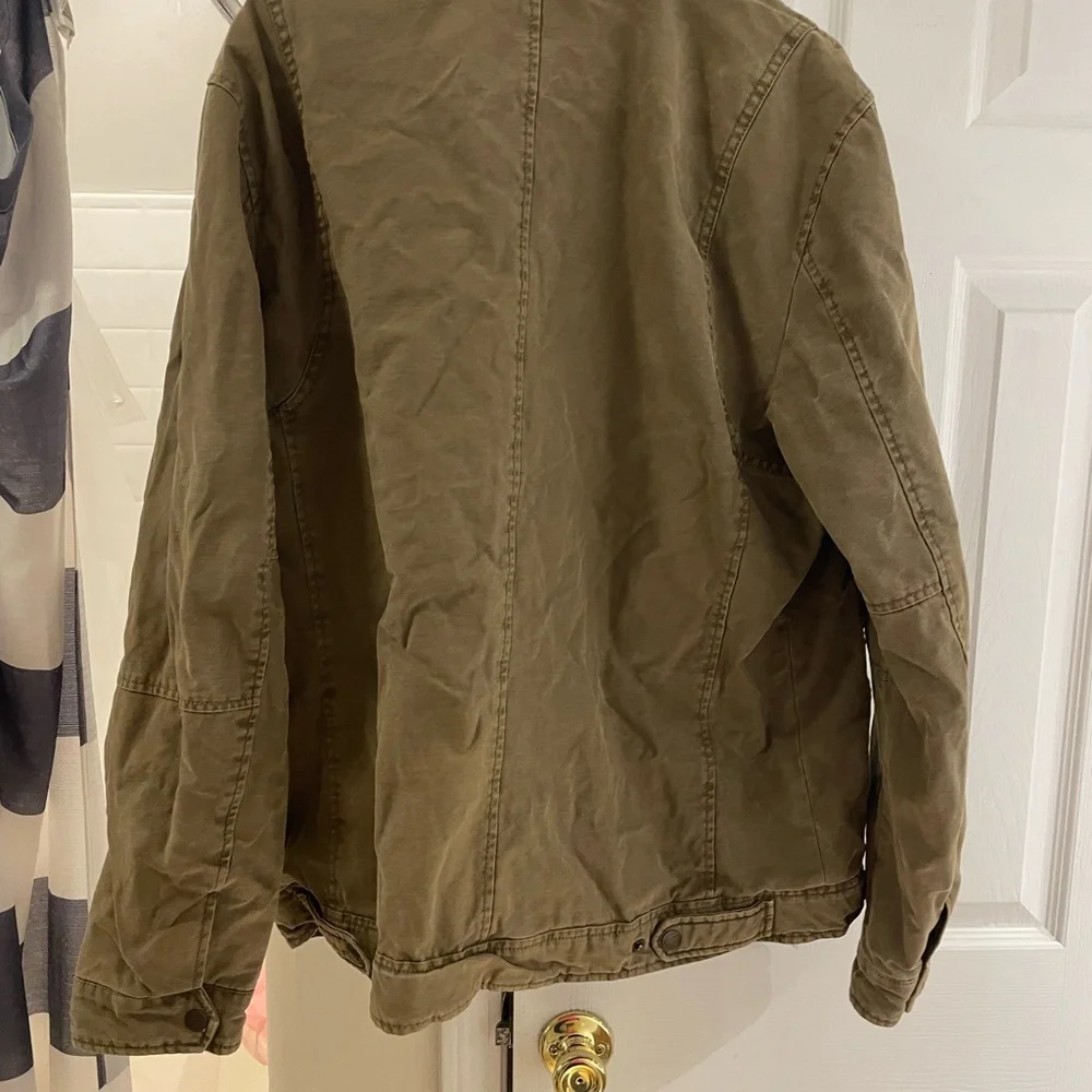 Levis levi military