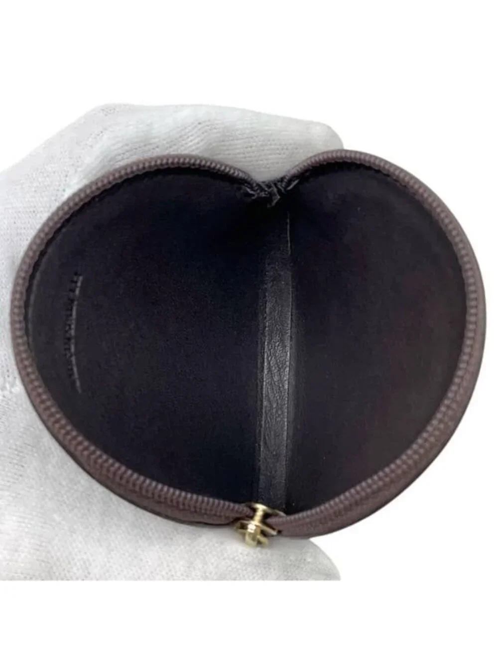 Loewe coin case