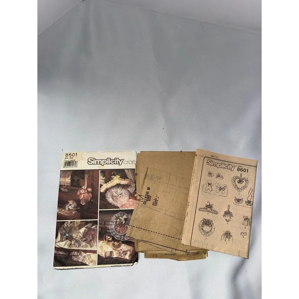 Simplicity 8601 crafts
