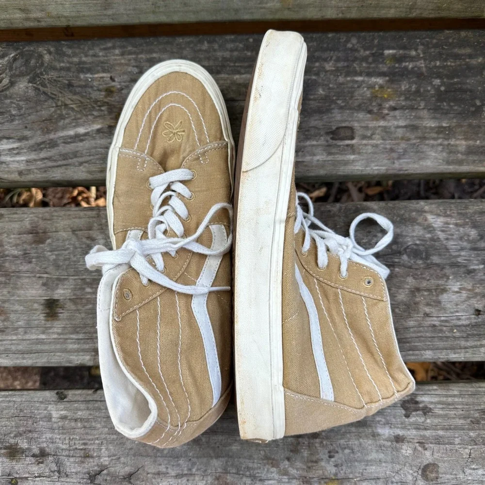 Vans unique tan