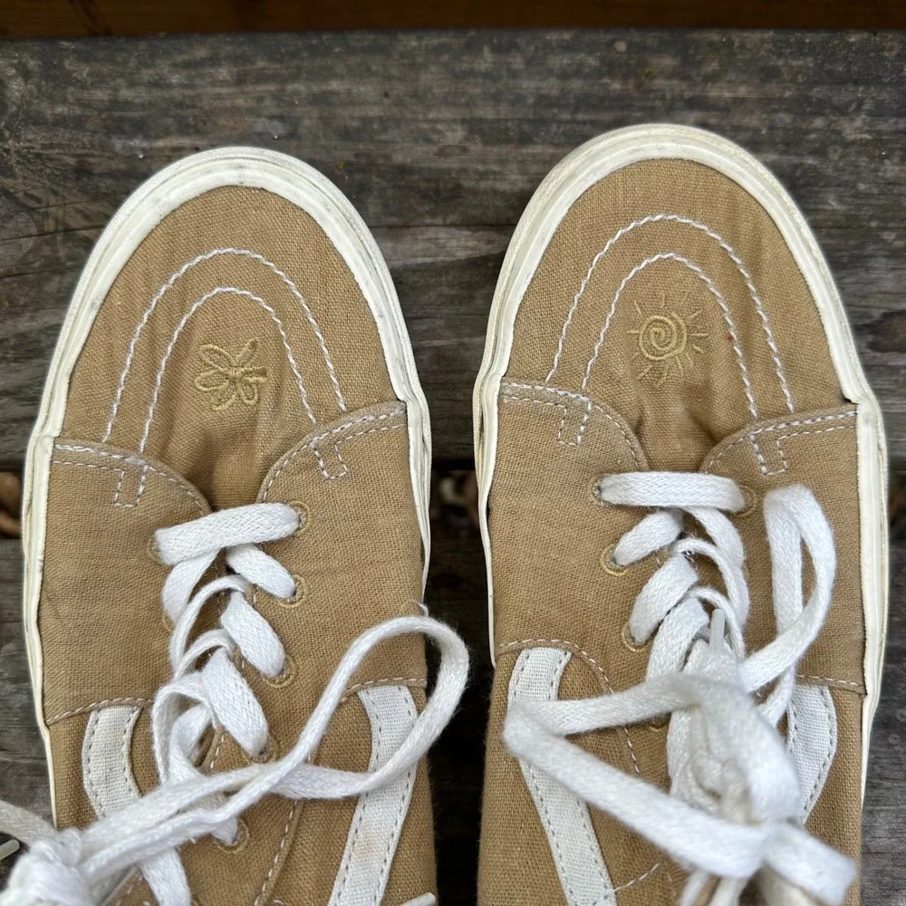 Vans unique tan