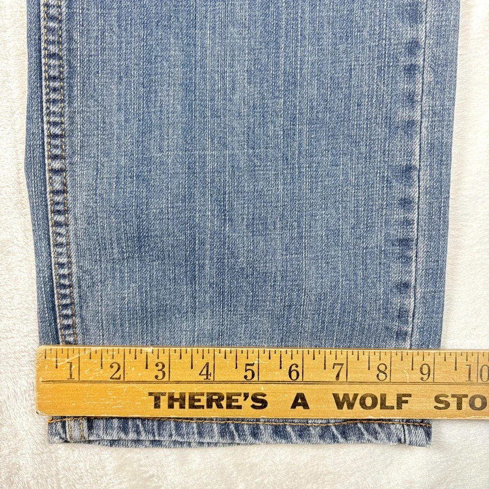 Levis levi 559