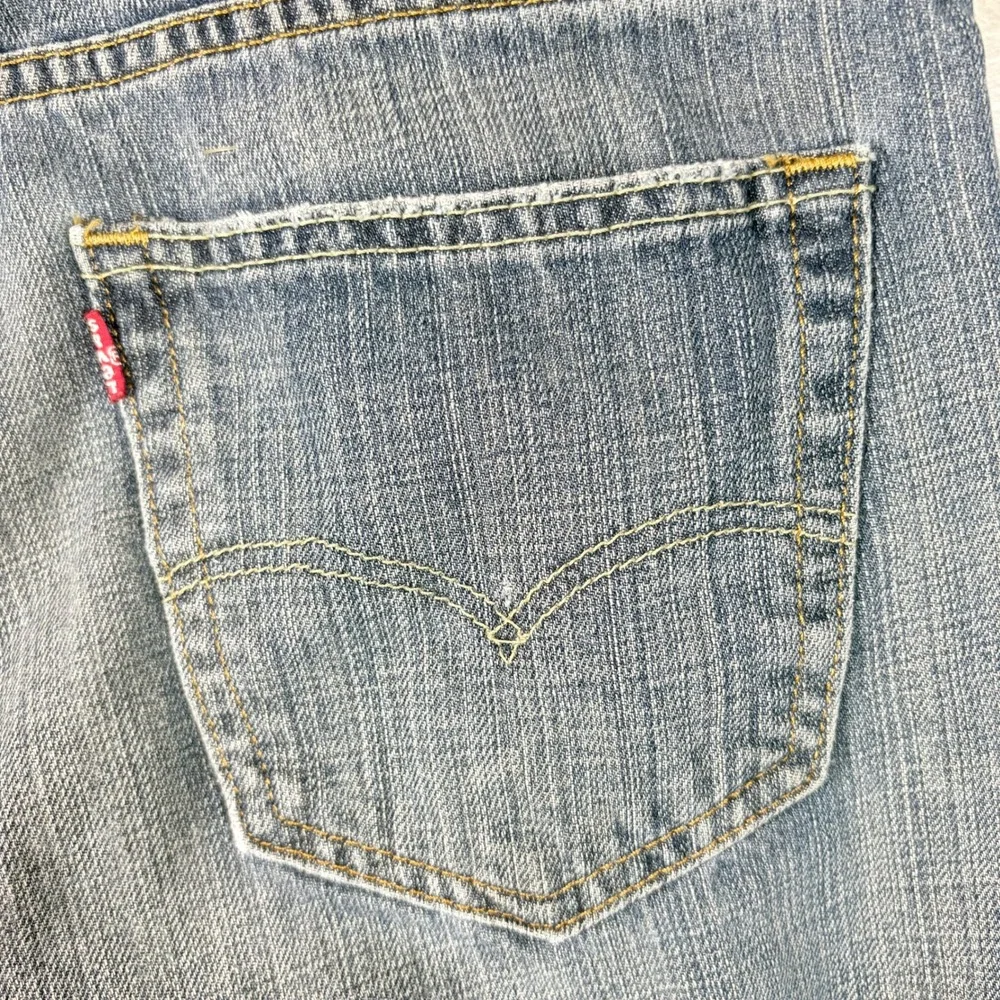 Levis levi 559