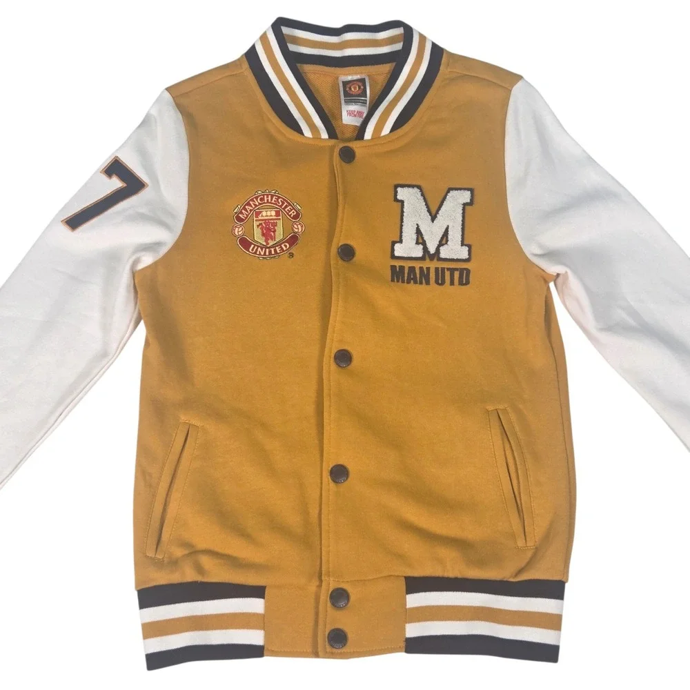 Manchester United Official Merchandise super fast