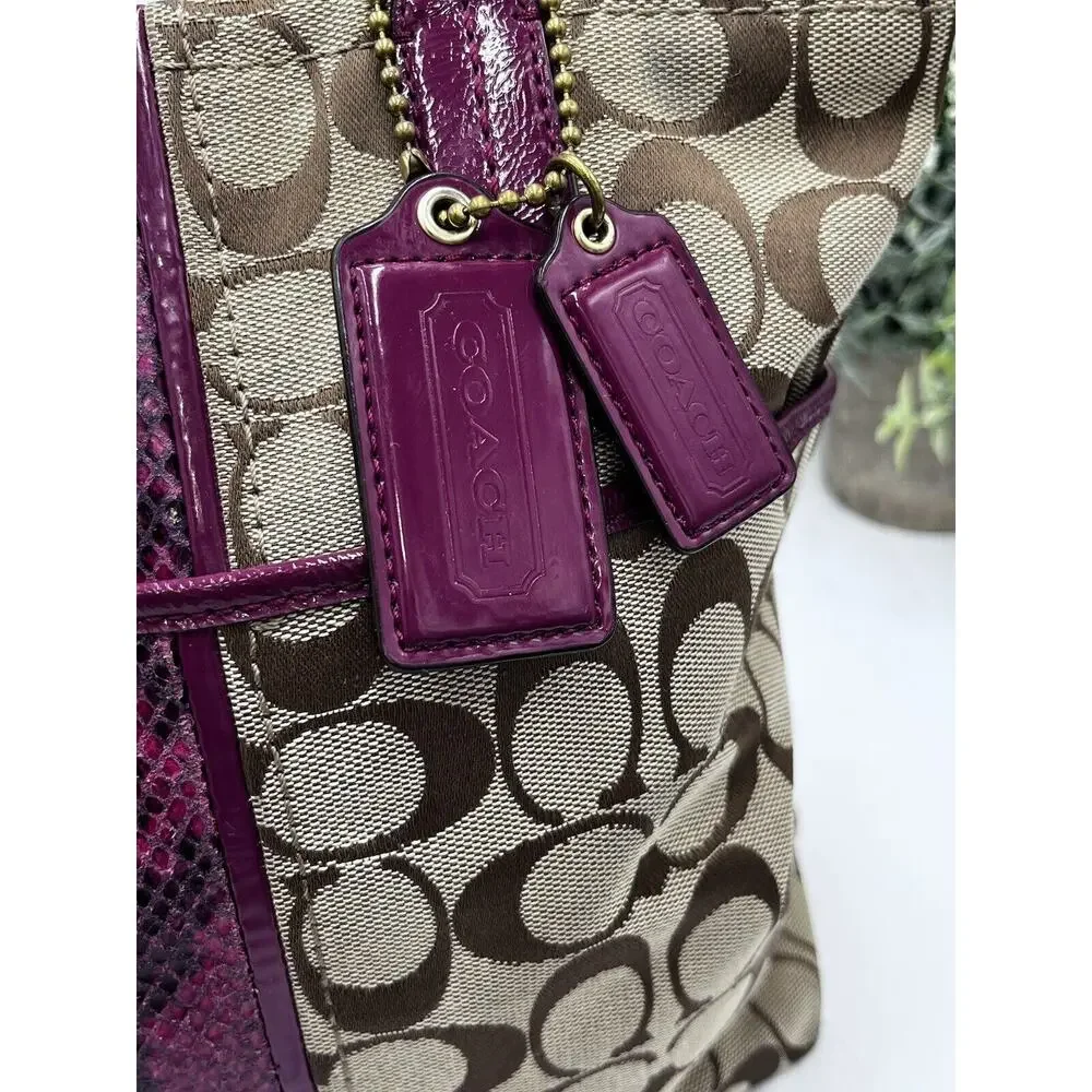 Coach authenticated f25706
